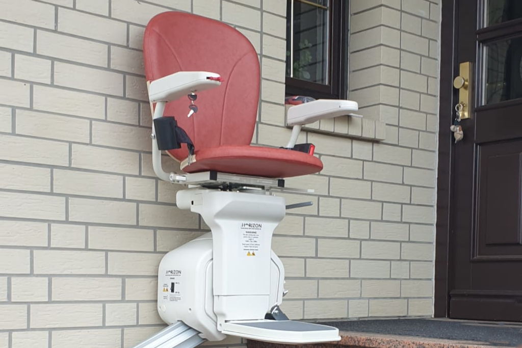 treppenlift-gebraucht-aussen-eingangstreppe-dresden