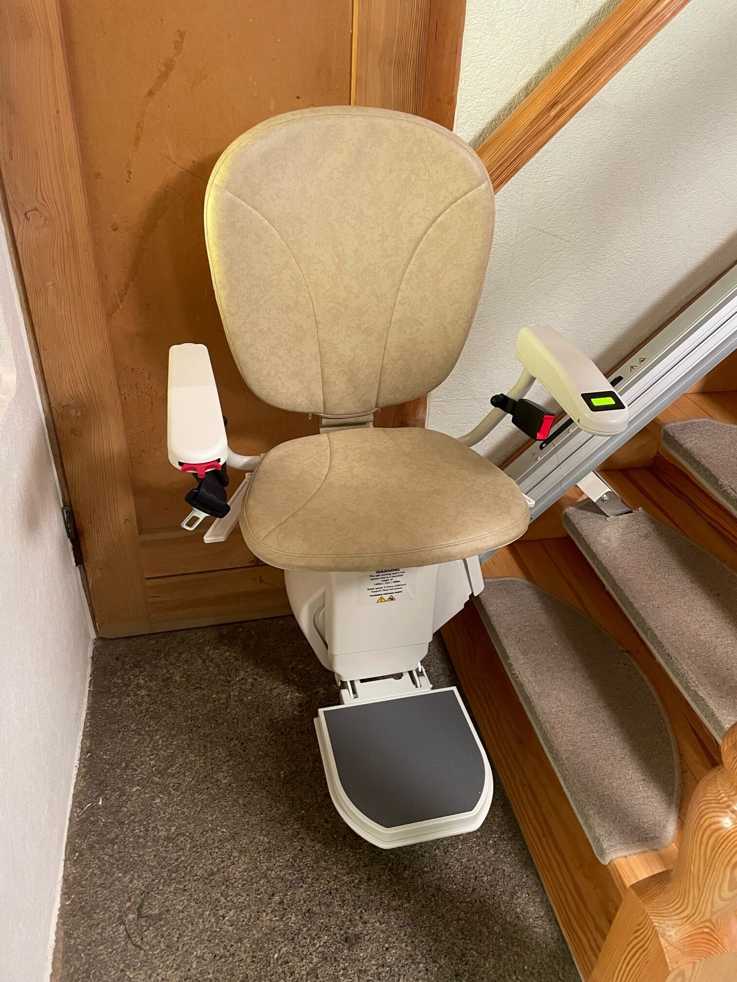 treppenlift-mieten-oder-kaufen-neu-und-gebraucht